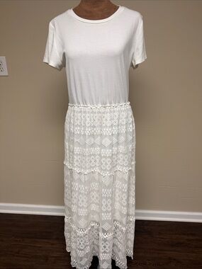 Versona white Ribbed Top with lace Layer